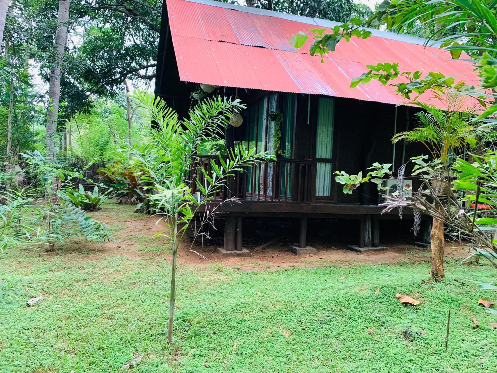 Nature World Udawalawe Ruang foto
